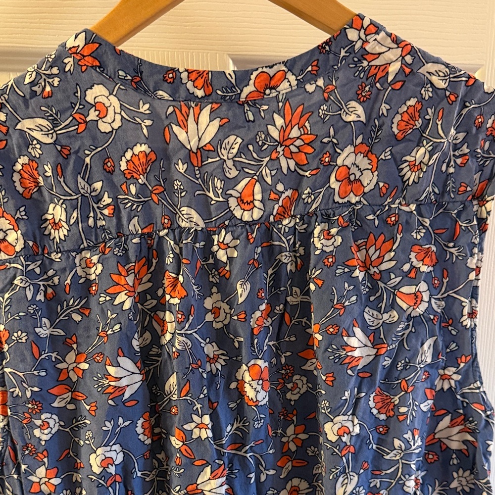 Old Navy Blue Floral Blouse - Picture 5 of 8